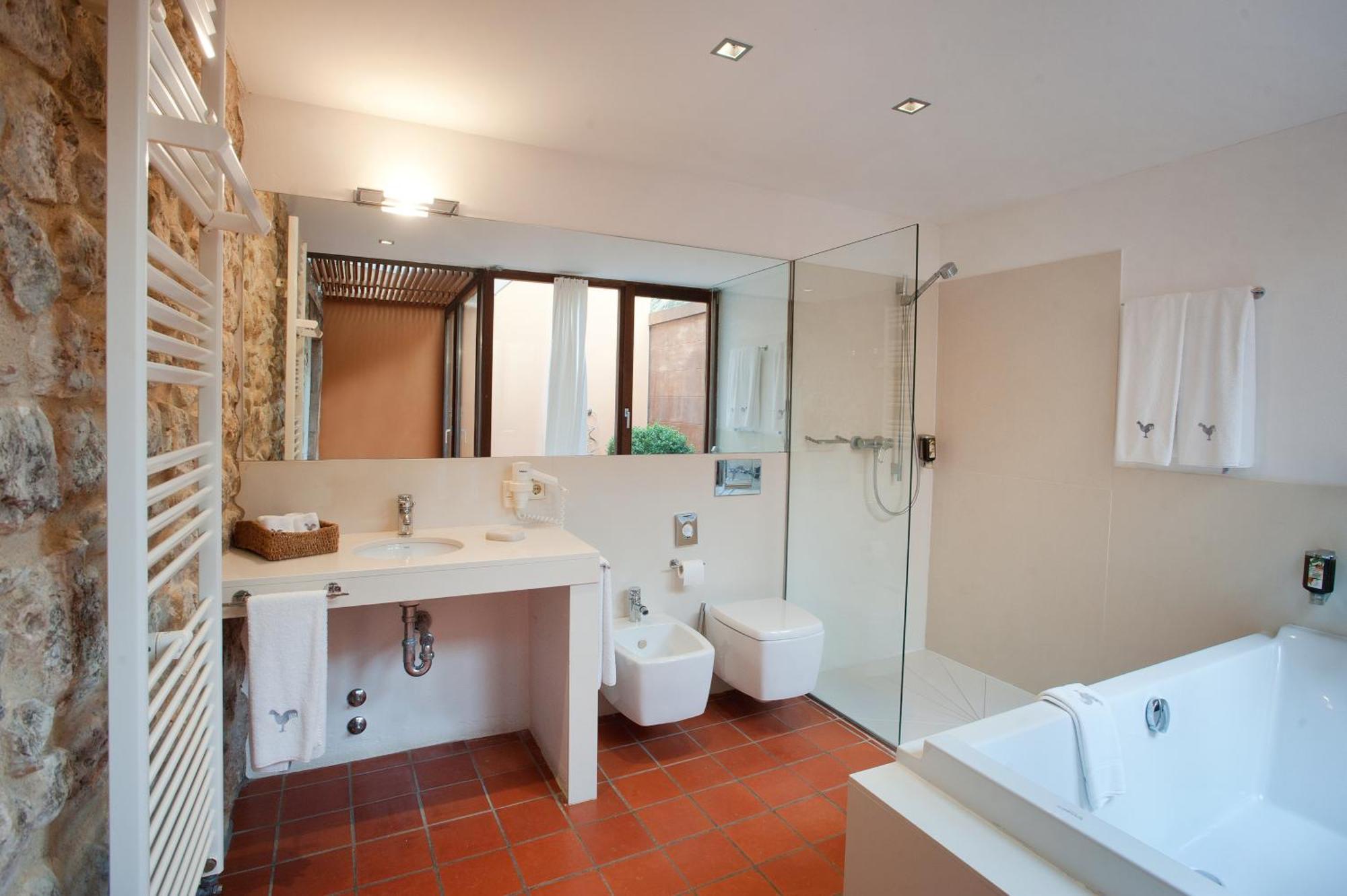 Mas Falgarona Hotel Boutique & Spa Avinyonet de Puigventos ห้อง รูปภาพ